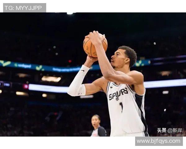 2004年NBA季后赛火箭对马刺的精彩对决及最终结果分析